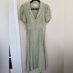Collared Button-down Floral Dress in Green Tea ordered from Piper&Scoot Boutique